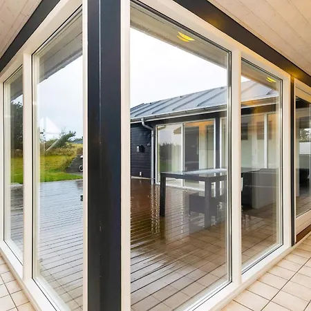 5 Star Holiday Home In Hirtshals
