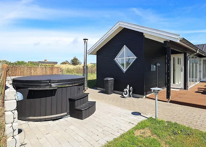 8 Person In Hirtshals-by Traum * Hirtshals